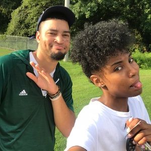 Meet your Posher, Andre